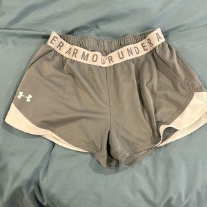 Under armor women’s athletic short grey and white
